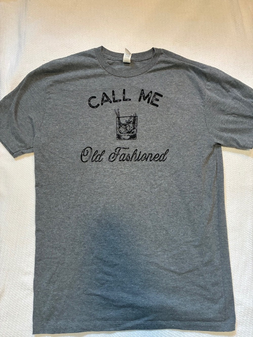 Gray "CALL ME Old Fashioned" graphic short sleeve t-shirt size L. Cotton blend